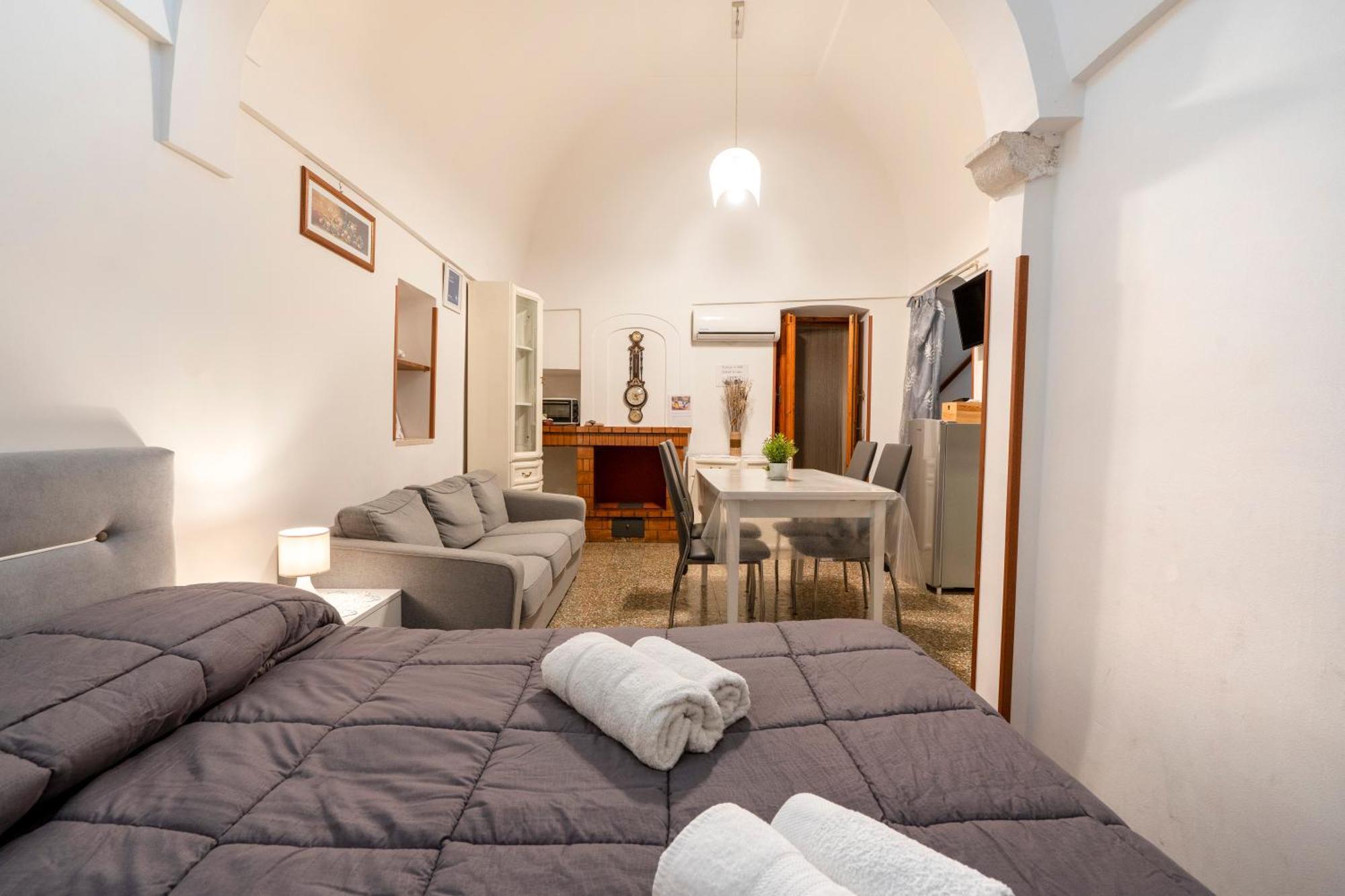 Casa Vita 51 Ceglie Messapica Bagian luar foto